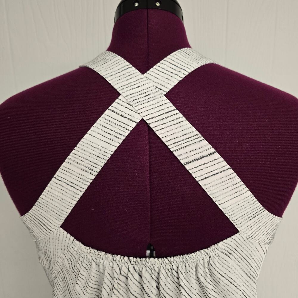 Women's Athleta Black & White Striped Criss Cross Back Athletic Tank | Size Med - Picture 7 of 11